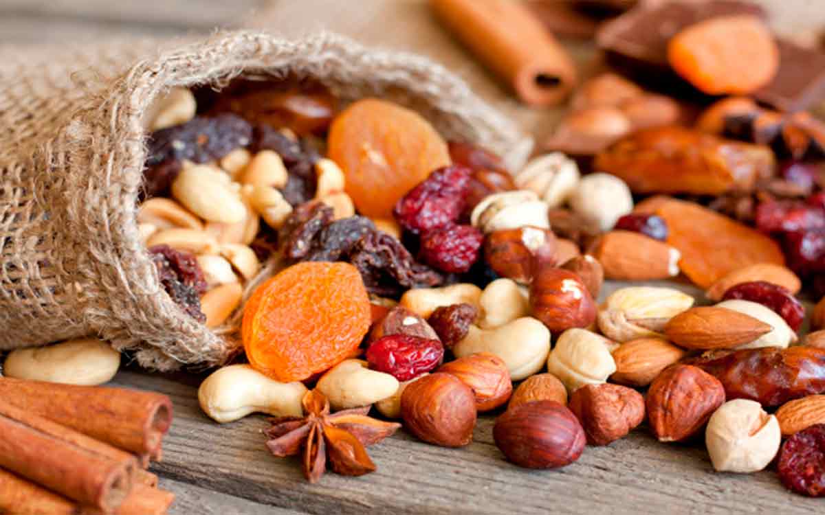 ¿Por qué debemos poner los frutos secos y las semillas en remojo?