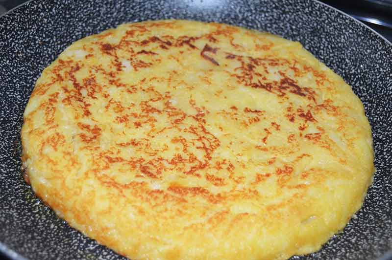 Tortilla de patata española vegana